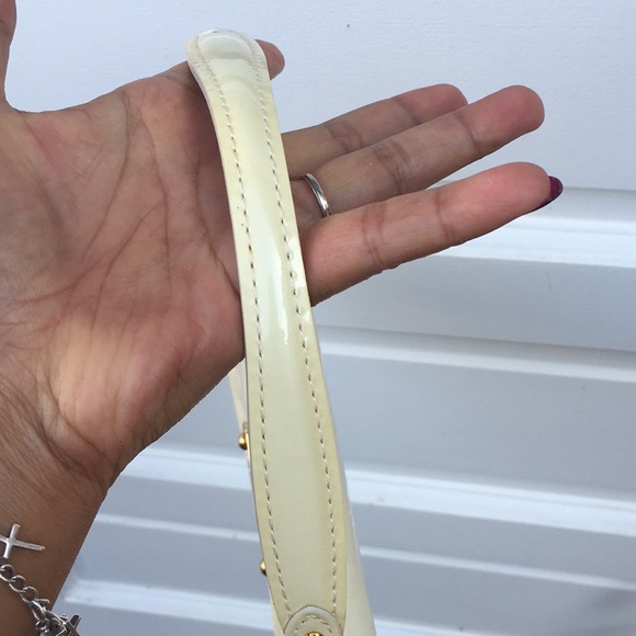 Authentic Louis Vuitton Pochette - Picture 4 of 16